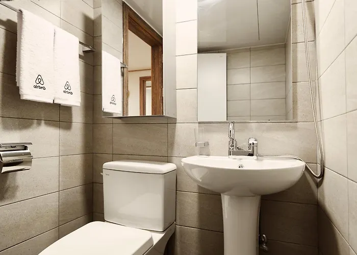 Hongdae 3bedroom&2baths Free Wifi&free Parking Seoel