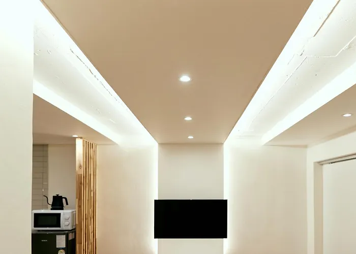 Hongdae 3bedroom&2baths Free Wifi&free Parking * Seoel