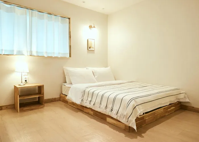 Hongdae 3bedroom&2baths Free Wifi&free Parking Seoel