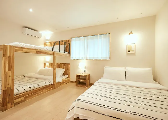 Hongdae 3bedroom&2baths Free Wifi&free Parking *