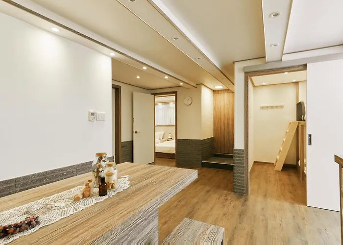 Hongdae 3bedroom&2baths Free Wifi&free Parking Appartement Seoel