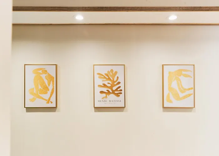 Hongdae 3bedroom&2baths Free Wifi&free Parking Appartement *